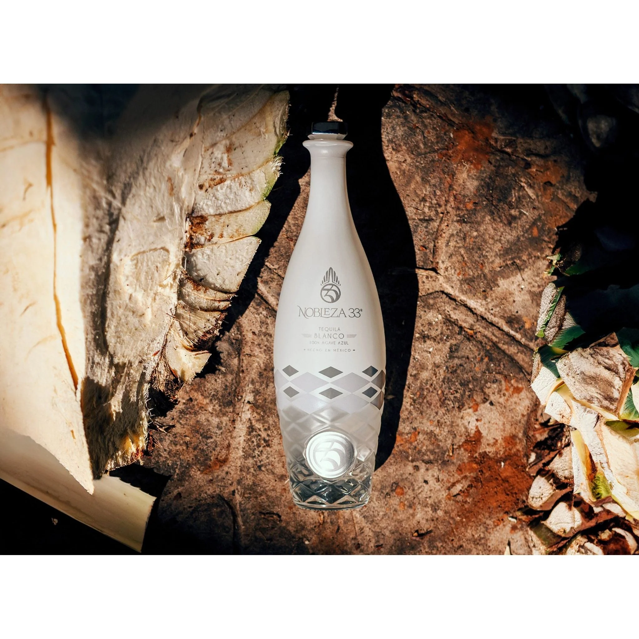 Nobleza 33 Blanco Tequila - Image 2